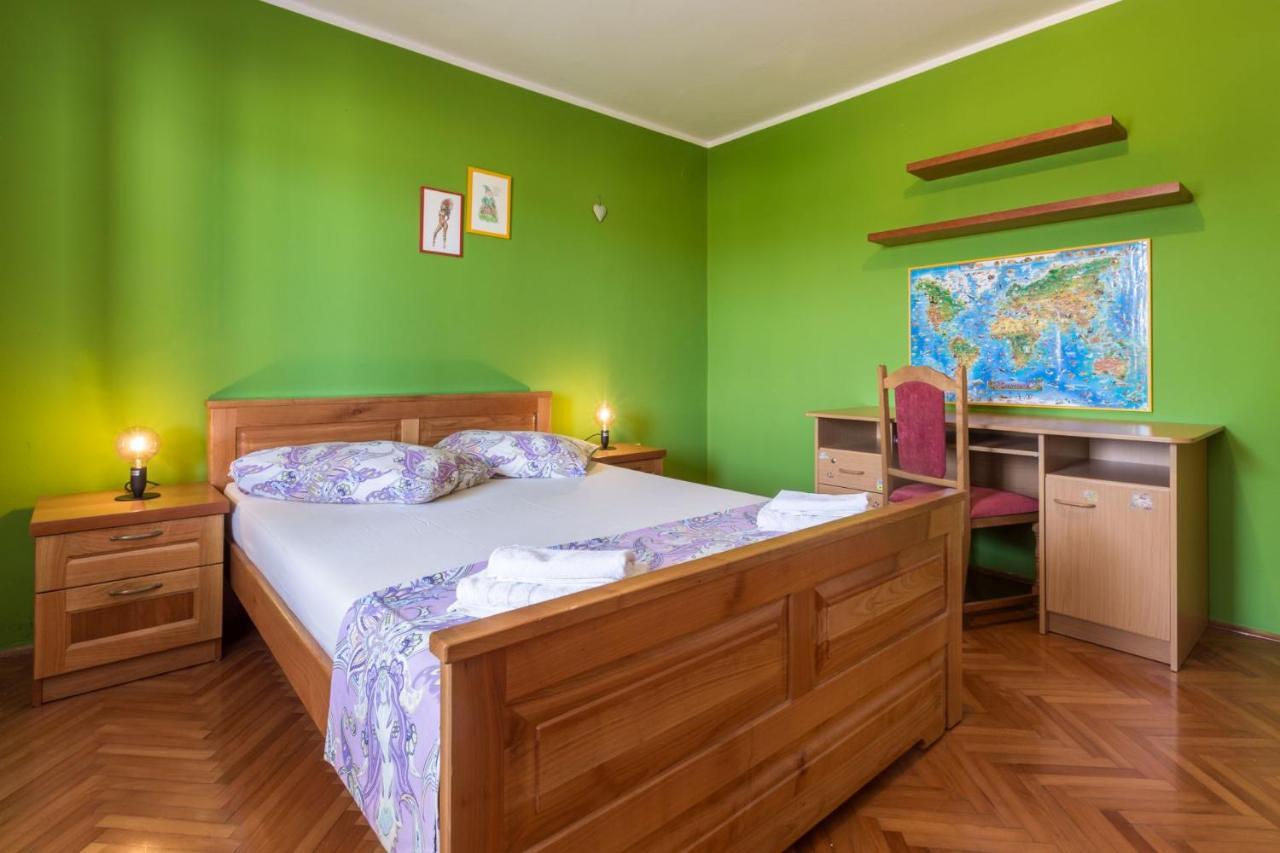 Lovely House Lindi In Apartment Porec